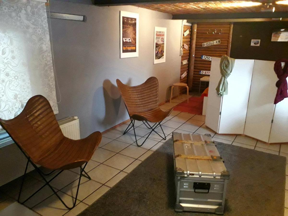 Au Virage De Stavelot Apartment Exterior photo